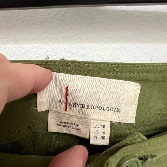 By Anthropologie olive green Wide Leg Crop Flowy light pants 6 (spot 2nd pic) - Picture 3 of 5